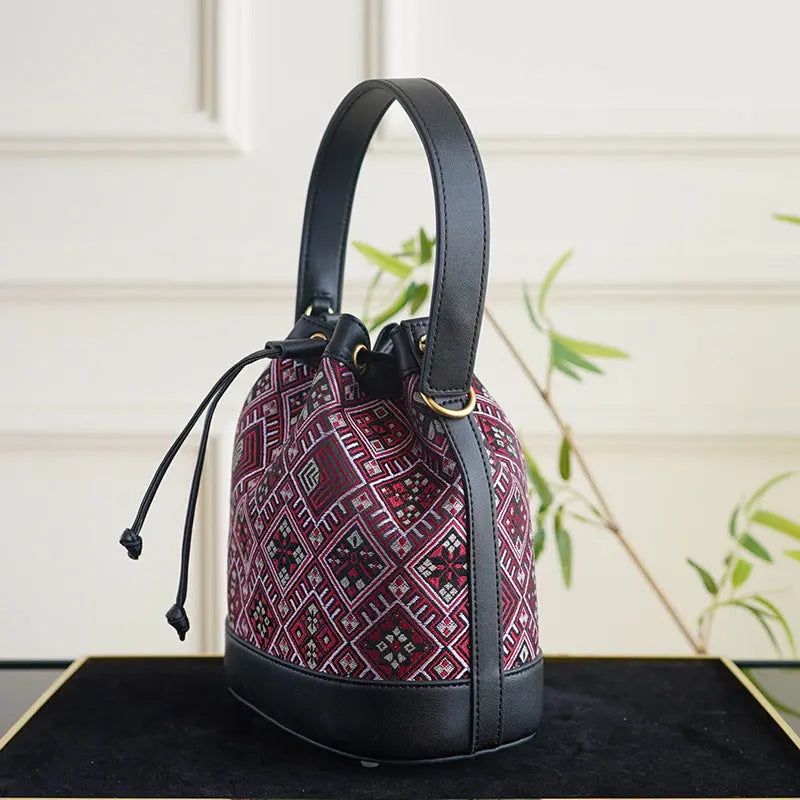 Sac en brocart Zhuang.