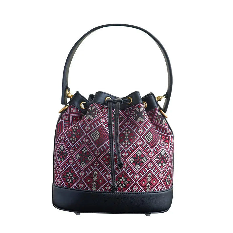 Sac en brocart Zhuang.